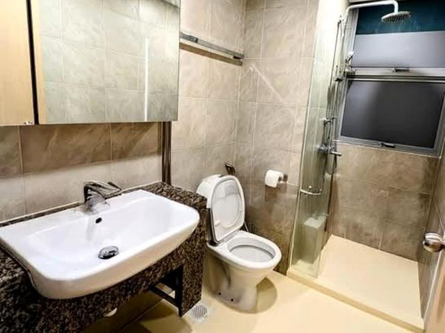 Lakeholmz D22, Condominium