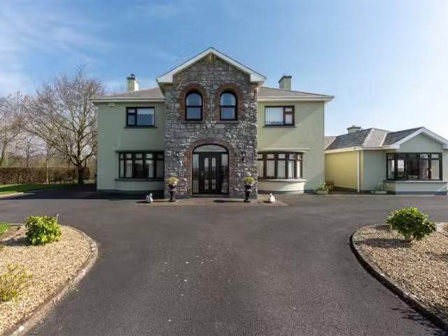 Lakelands, Blossomhill, Rathkeale, Limerick, V94 A0XD