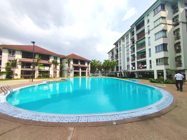 Lakes Condo Kota Kemuning Pangsapuri Tasik FIRST FLOOR For Sell