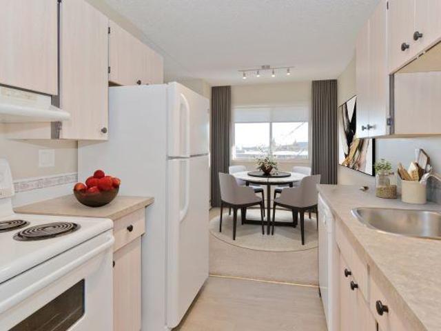 Lakeside Estates 3 Bedroom Apartment for Rent at 5334 Lakeview Dr Sw, Calgary, AB T3E 5R9 Lakeview