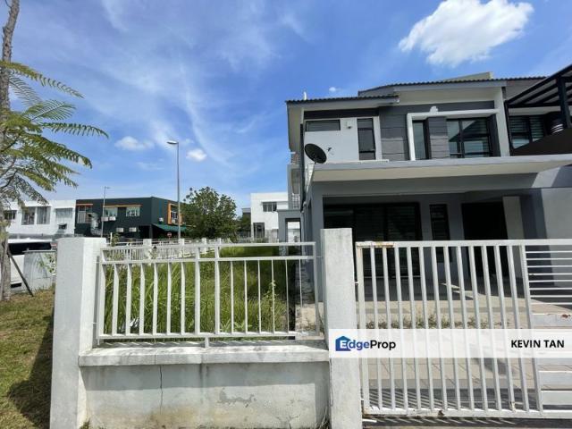 Lakeside Residences