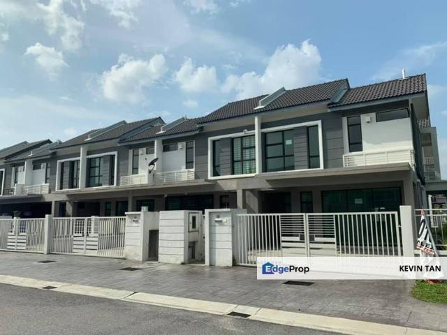 Lakeside Residences
