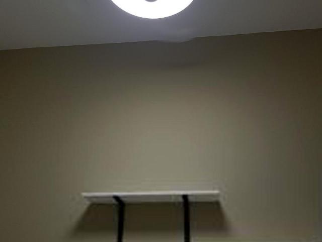 Lakepoint Condominium D22, Condominium