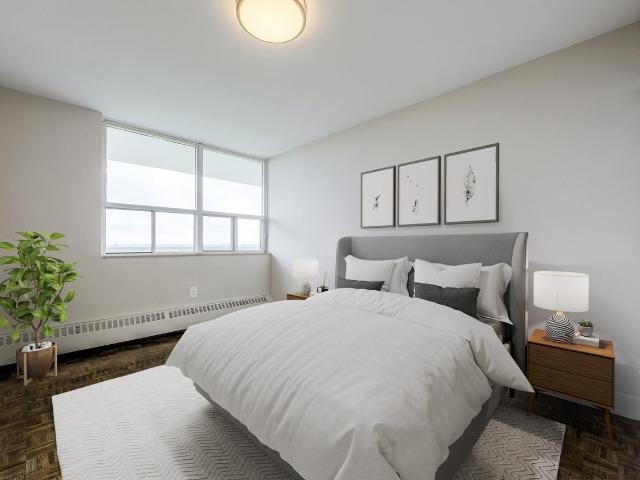 Lakewood Apartments I 2 Bedroom Apartment for Rent at 1257 Lakeshore Rd E, Mississauga, ON L5E 1G3 Lakeview