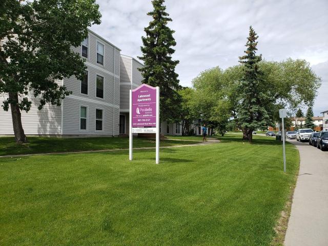 Lakewood Apartments 1 Bedroom Apartment for Rent at 1415 Lakewood Rd W, Edmonton, AB T6K None Tipaskan