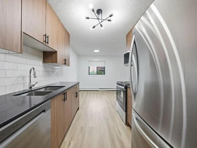 Lakewood Manor 1 Bedroom Apartment for Rent at 431 Wollaston Cres, Saskatoon, SK S7J 4G9 Lakeview