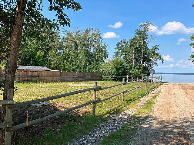 Lake/water Front Lot For Sale