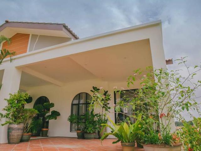 Lakeview 1tingkat Teres Batu Gajah Perak