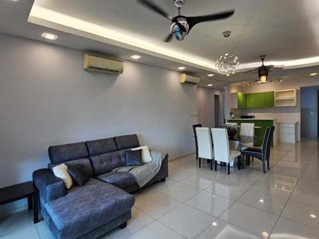 Lakeview Units Lacosta Residence bandar sunway near Monash Universit