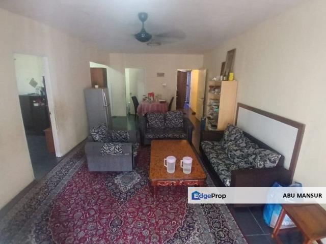 Lakeview Apartments