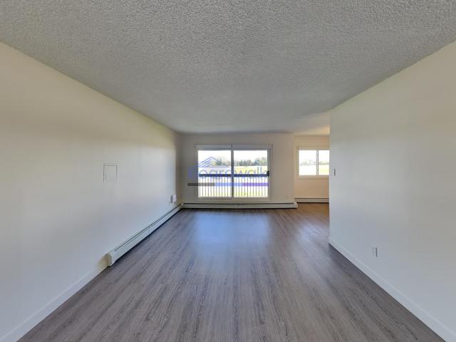 Lakeview Apartments 1 Bedroom Apartment for Rent