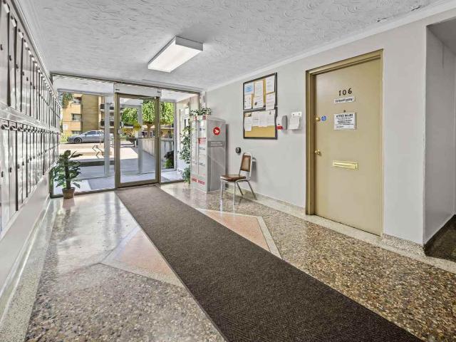 Lakeview Apartments 2 Bedroom Apartment for Rent at 25 Mountain Ave N, Hamilton, ON L8G 3N8 Stoney Creek Estates