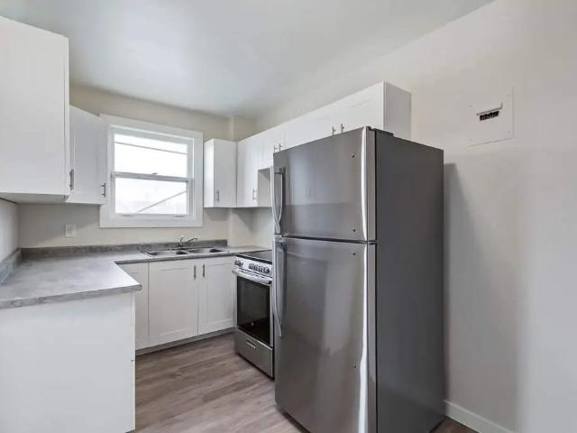 Lakeview Apartments 2 Bedroom Apartment for Rent at 3211 Portnall Ave, Regina, SK S4S 1A6 Lakeview