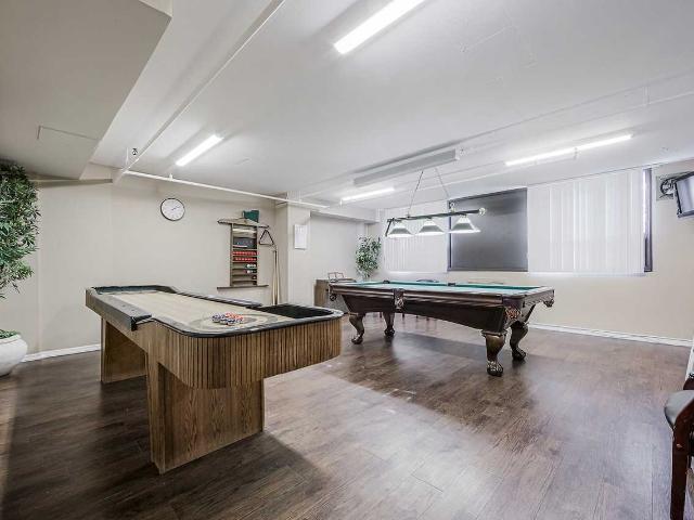 Lakeview Place 2 Bedroom Apartment for Rent at 2770 Aquitaine Ave, Mississauga, ON L5N 3K5 Meadowvale