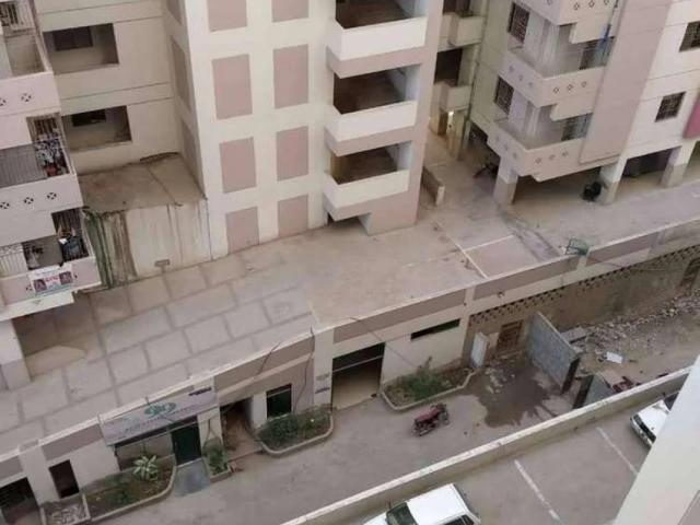 Lakhani twin tower luxury flat leased and builder transfer available Karachi Ahsanabad ID 06282