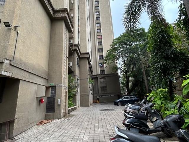 Lalani Grandeur 2 Bedroom 651 Sq. Ft. Apartment in Goregaon East Mumbai Listing ID: #10055