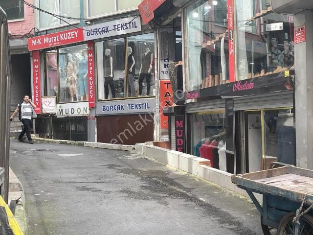 Lalelinin Merkezinde 1. Kat Satılık 1+1 Ofis/büro.