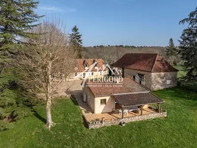 Lalinde 24150 Achat / Vente maison 10 pièces t10 piscine terrasse