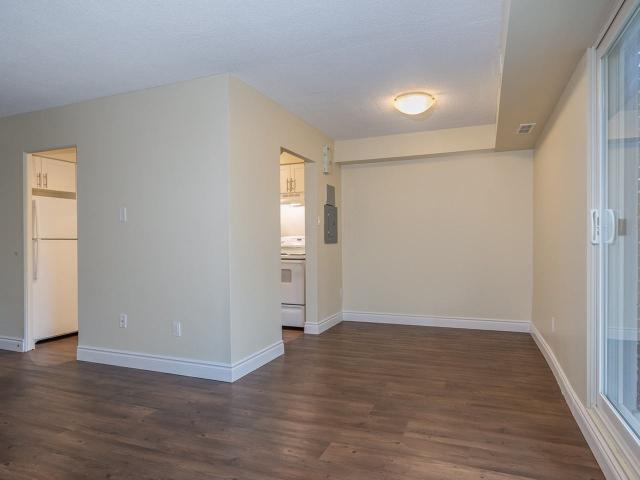L'Alpin Apartments 2 Bedroom Apartment for Rent at 528 Tenth St, Collingwood, ON L9Y 4C1