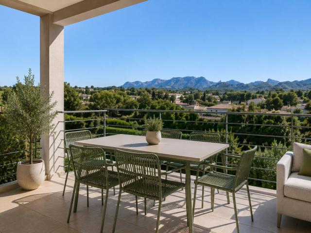 L'art de vivre dans les Alpilles: Appartement 3P avec terrasse à Saint Rémy de Provence 3 pièces, 70 m²