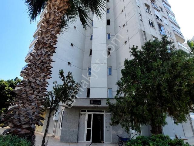 Lara Güzeloba Denize 600m Site İçi Katta Satılık 3+1 Daire