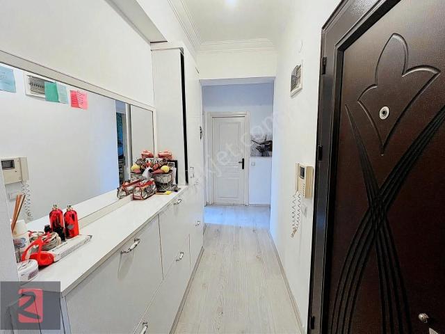 Lara Yalı Caddesi Satılık 2+1