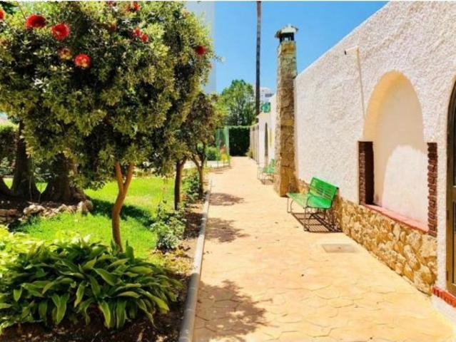 LARGA TEMPORADA SE ALQUILA DESDE 30.6.26 BONITO APARTAMENTO EN BENALMADENA