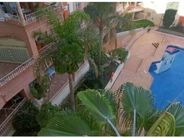 LARGA TEMPORADA. SE ALQUILA MAGNIFICO APARTAMENTO CON VISTAS AL MAR EN BENALMADENA