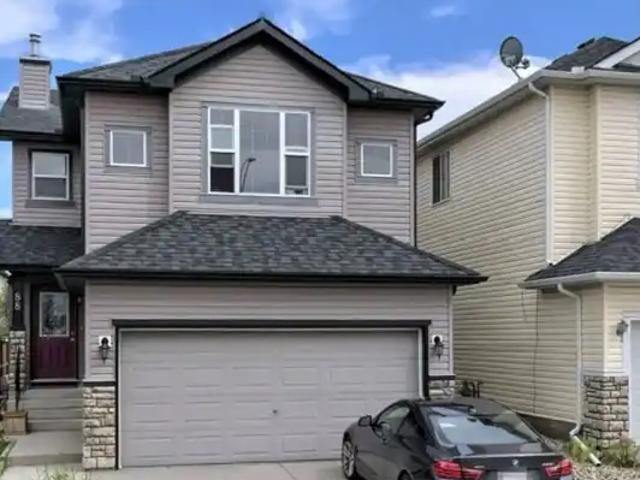 Large 4 bedroom pet friendly house in Bridlewood sw Calgary