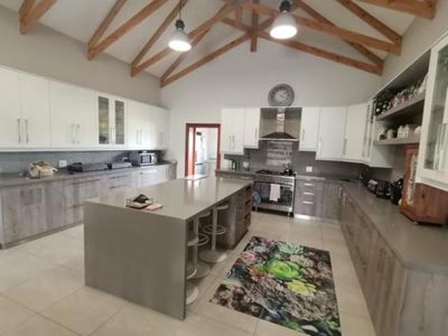 large 4 bedroom property on the mark.