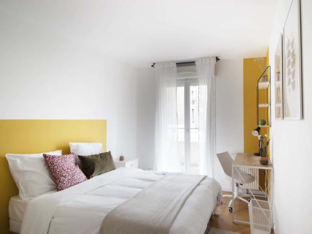 Large 11 m² bedroom SDN02