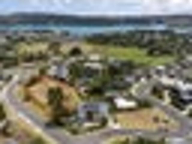 Rare Landholding with Scale & Harbour Views