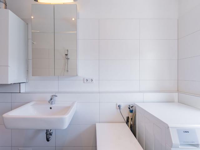LARGE 3 ROOM APARTMENT BERLIN MITTE CLOSE TO ROSENTHALER PLATZ, Berlin Amsterdam Apartments for Rent