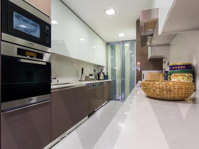 Large T4 with Garage | Av. Sacadura Cabral
