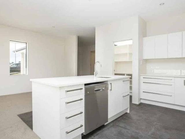 Large and spacious family home!