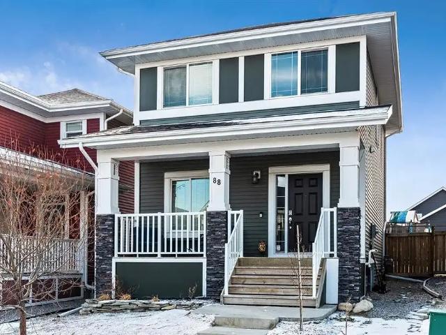 Large basement bedroom with private bathroom, All inclusive