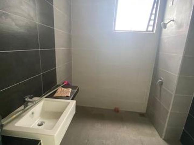 Large BU 3bed 2bath M Condo Larkin Fully furnished Nicely Reno