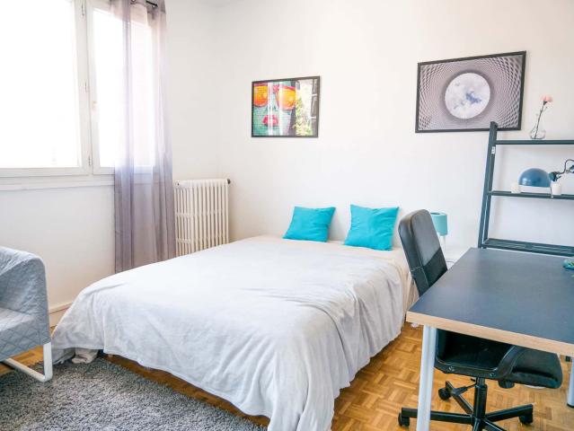 Large cosy room 15m² TO8