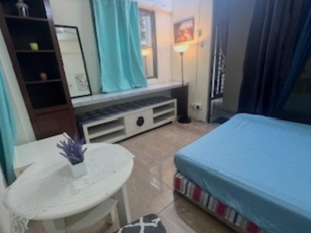Large Cozy Middle Room at PALMVILLE RESORT CONDO, Bandar Sunway