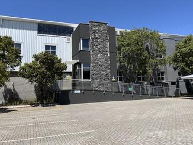 large dc to let in montague gzardens