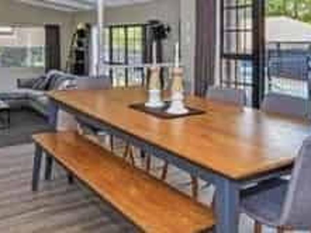 Large family home with pool THE GARDENS,AUCKLAND