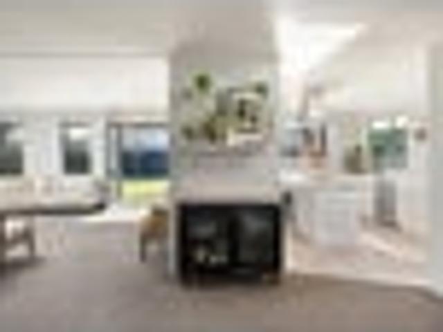 Large family home, superb Witherlea location