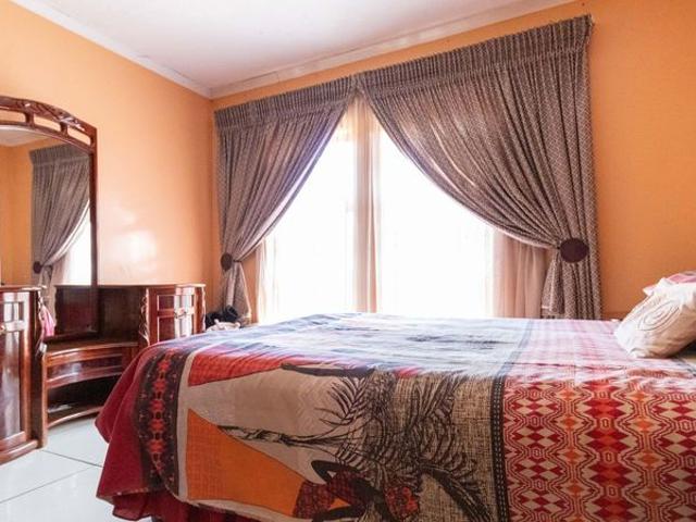 Ouble story family home