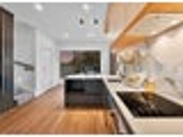 Large Floor Area. Smart Buying