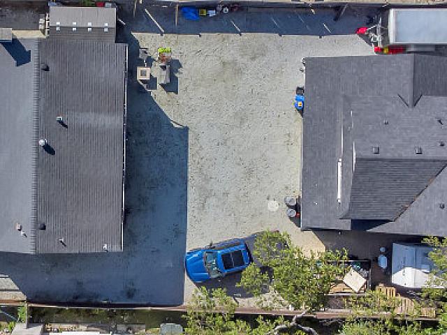 Large Flat Lot With New Coach House