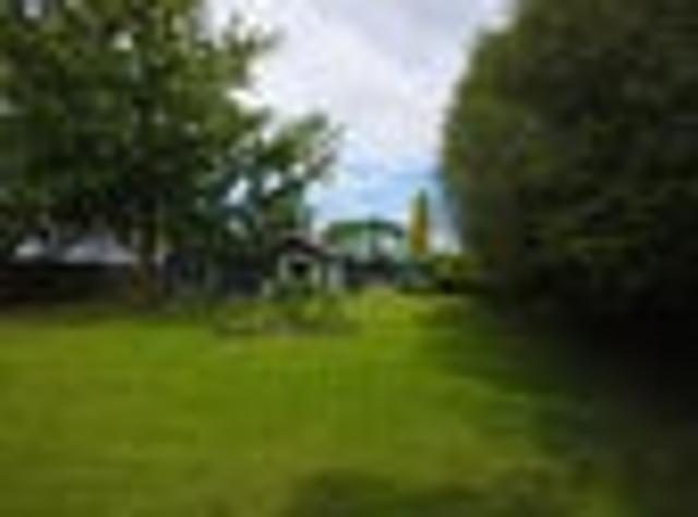Large Home Ideal for Families or Investors