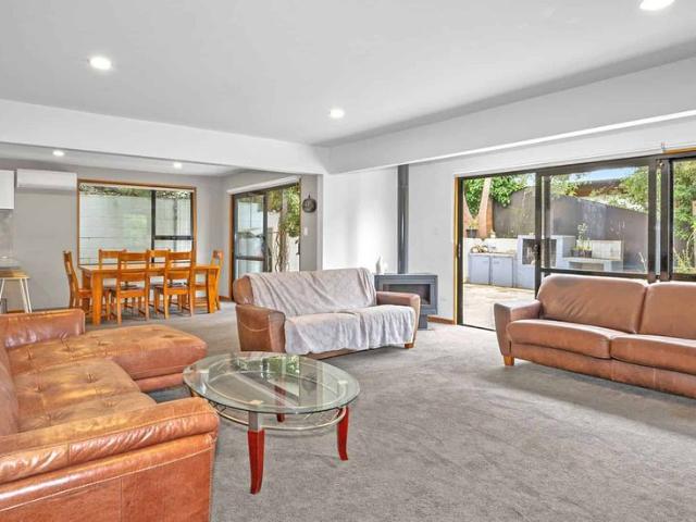 Large Home In Mount Pleasant