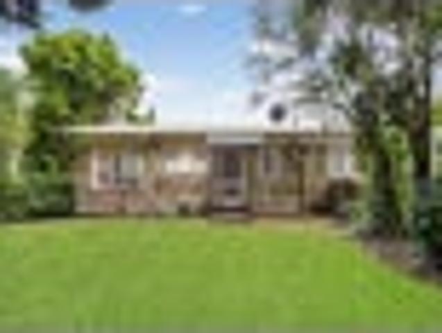 Large Lot: Centrally Located