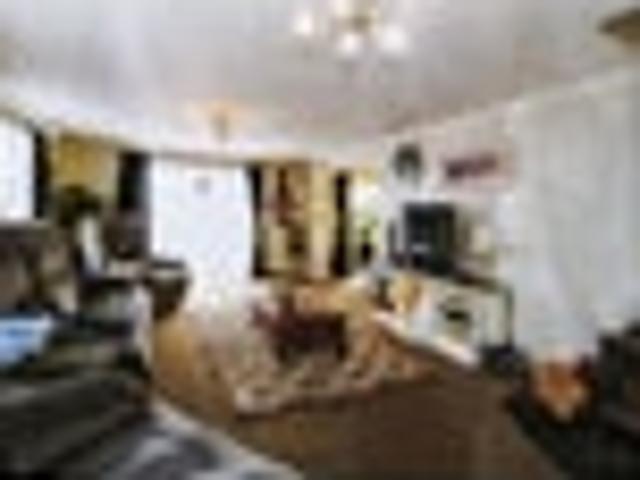 Large Moturoa property with view