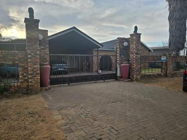 large property ideal for business rights